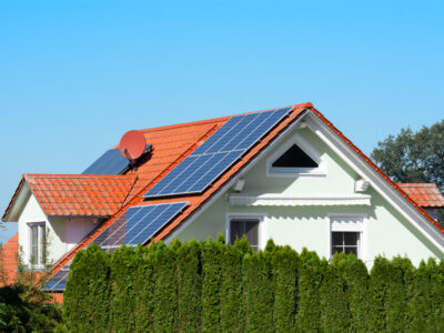 modern-house-with-photovoltaic-system-NLWBLKS